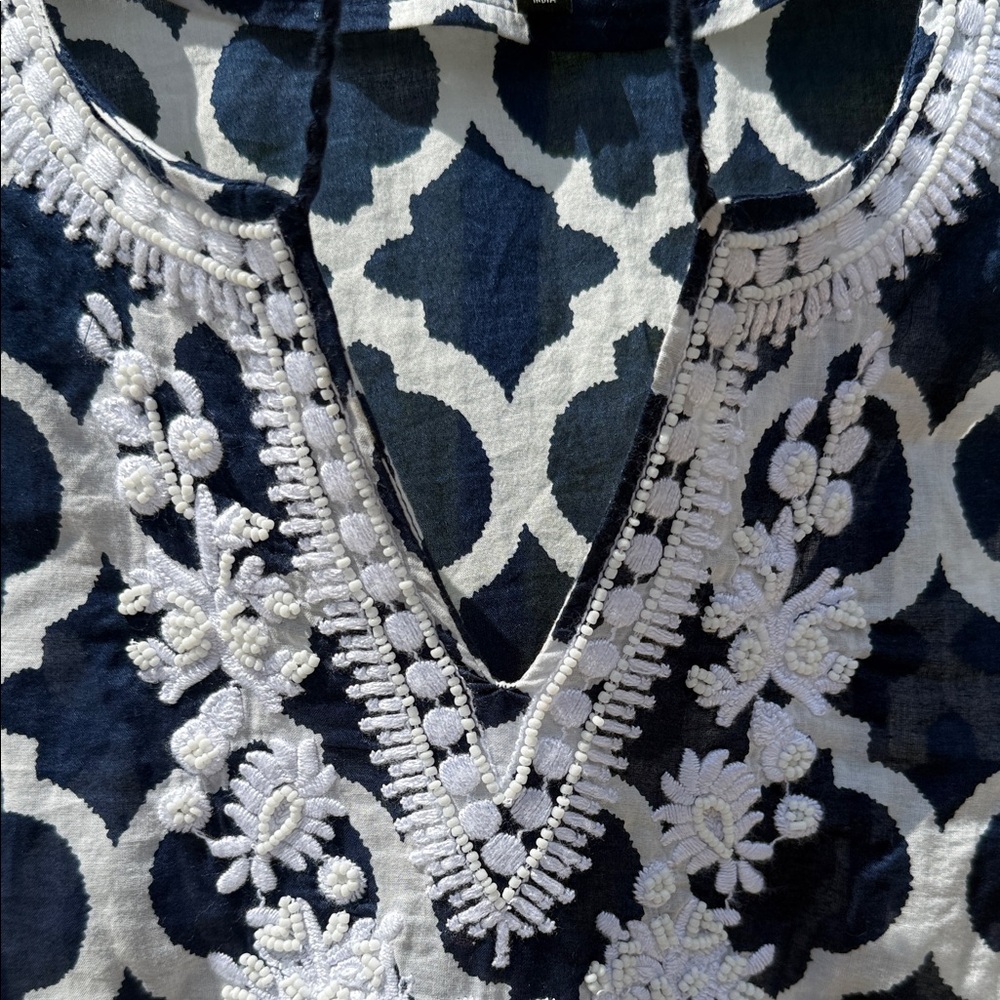 Talbots Navy and White Geometric beaded & Embroidered Swim Coverup Tunic blouse